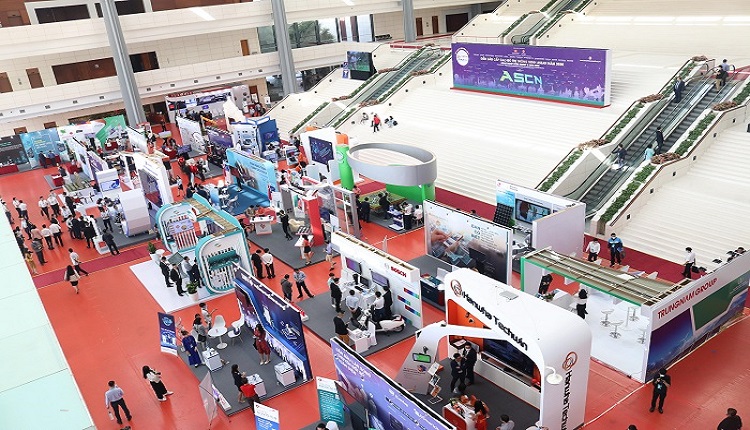 VNPT-Media tham gia Diễn đàn cấp cao và Triển lãm về đô thị thông minh Asean năm 2020